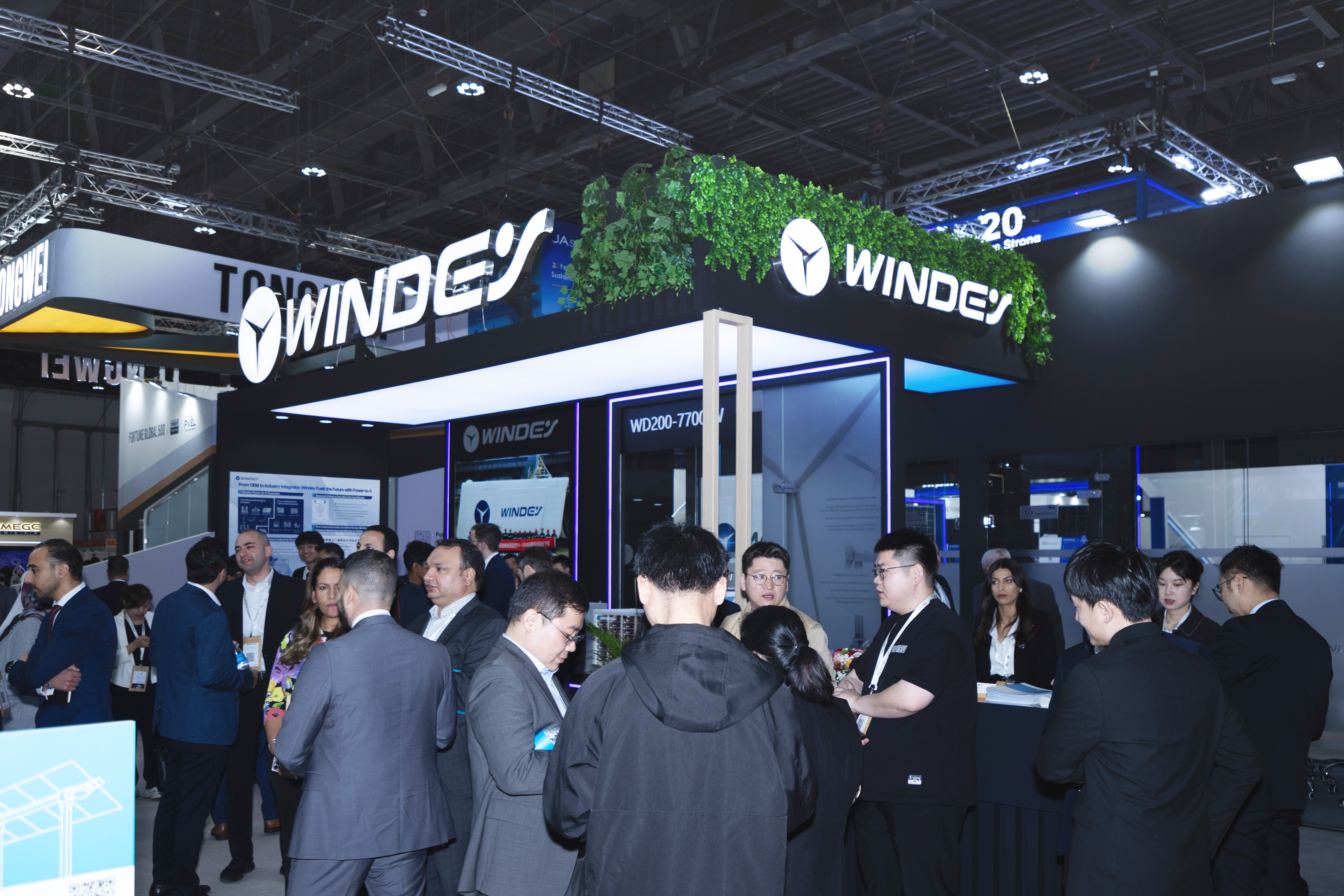 绿能无界&nbsp;尽展全局：&ldquo;人生就是搏名片&rdquo;闪灼阿布扎比